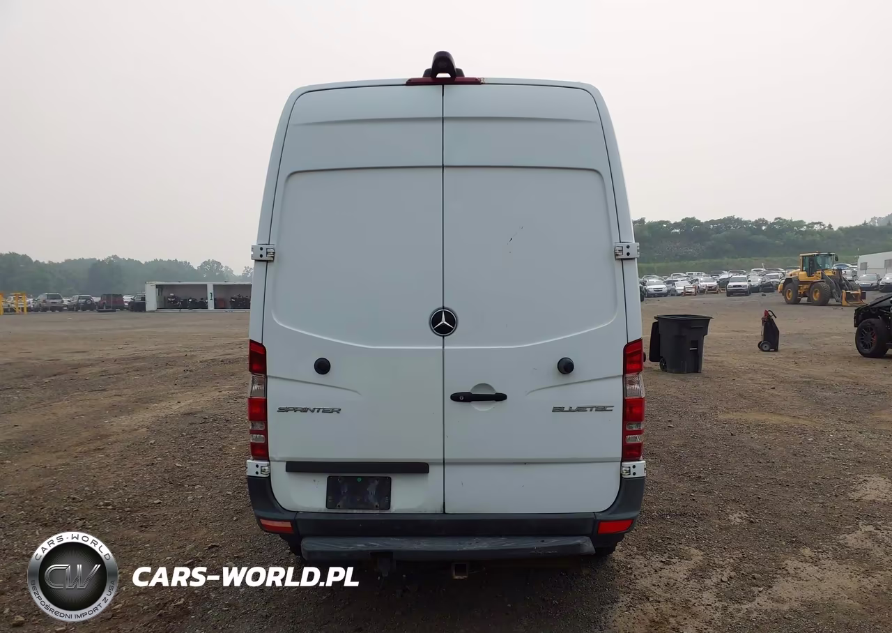2016 Mercedes-Benz Sprinter 2500 Normal Roof VIN:WD3PE7CD4GP259710 - 17