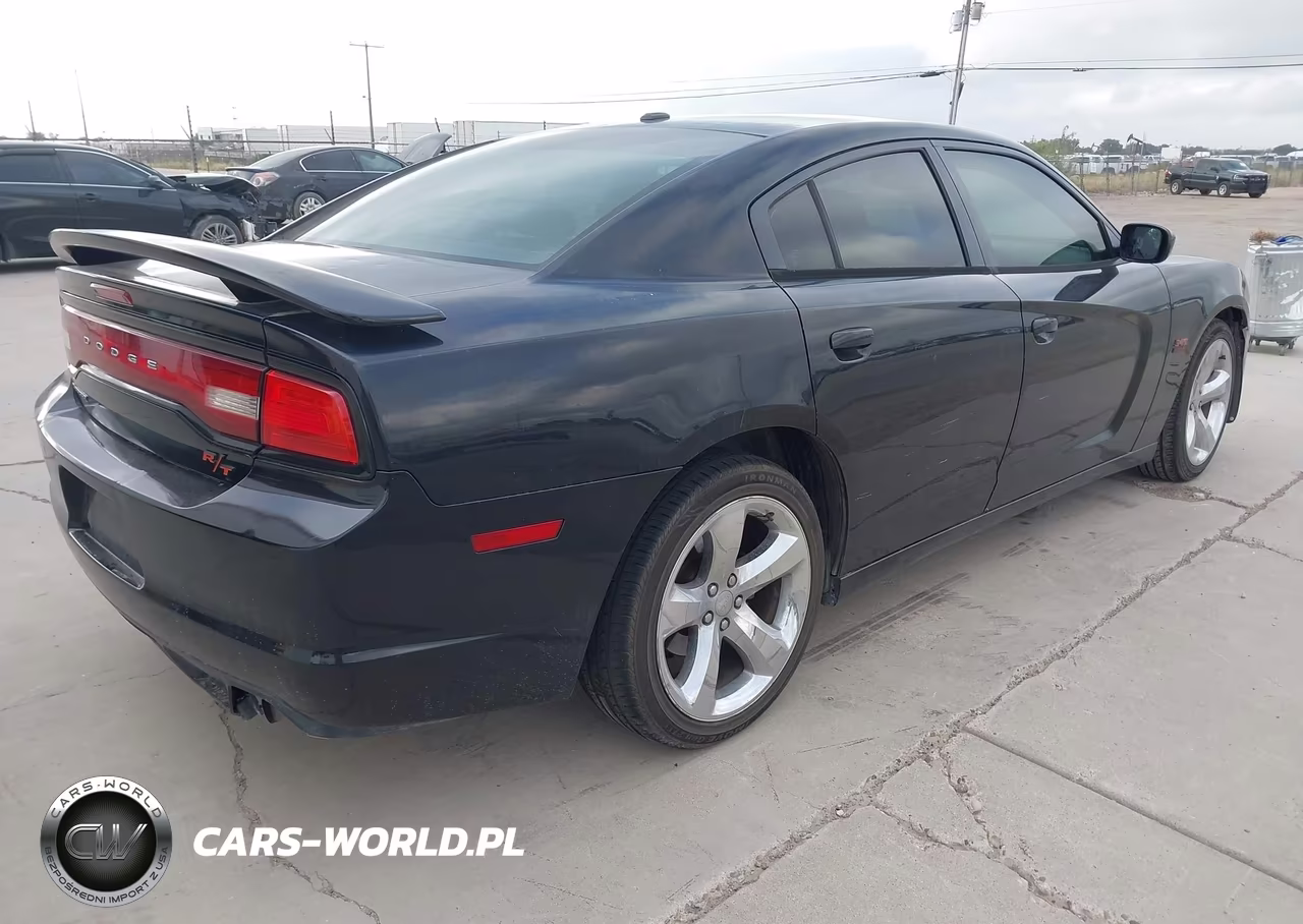 2013 Dodge Charger R-T Plus VIN:2C3CDXCT9DH656204 - 4