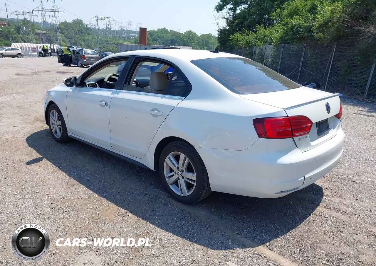 2013 Volkswagen Jetta Hybrid Sel VIN:3VW637AJ4DM231291 - 3