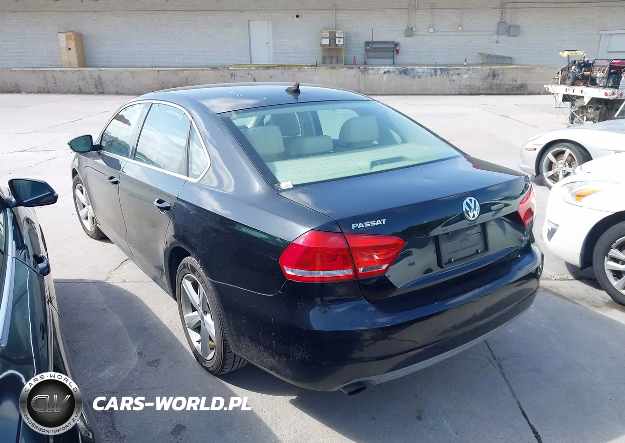 2012 Volkswagen Passat 2.5L Se VIN:1VWBH7A30CC018937 - 3