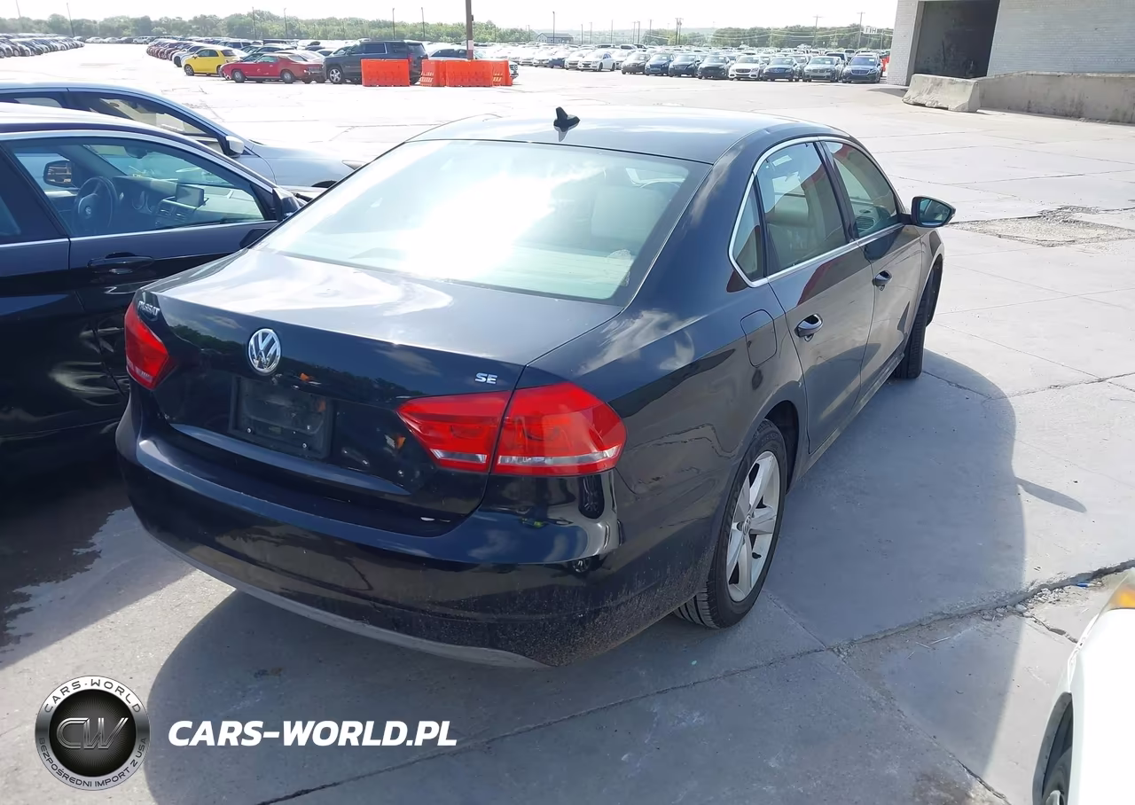 2012 Volkswagen Passat 2.5L Se VIN:1VWBH7A30CC018937 - 4