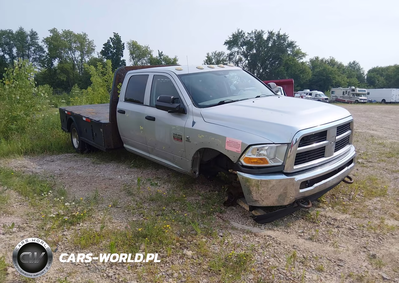 2012 Ram 5500 Chassis St-Slt-Laramie – zdjęcie 1 z 18