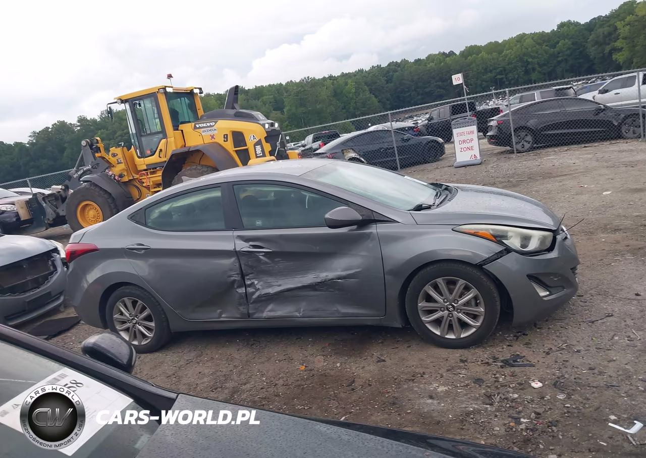 2014 Hyundai Elantra Se VIN:5NPDH4AEXEH477833 - 13