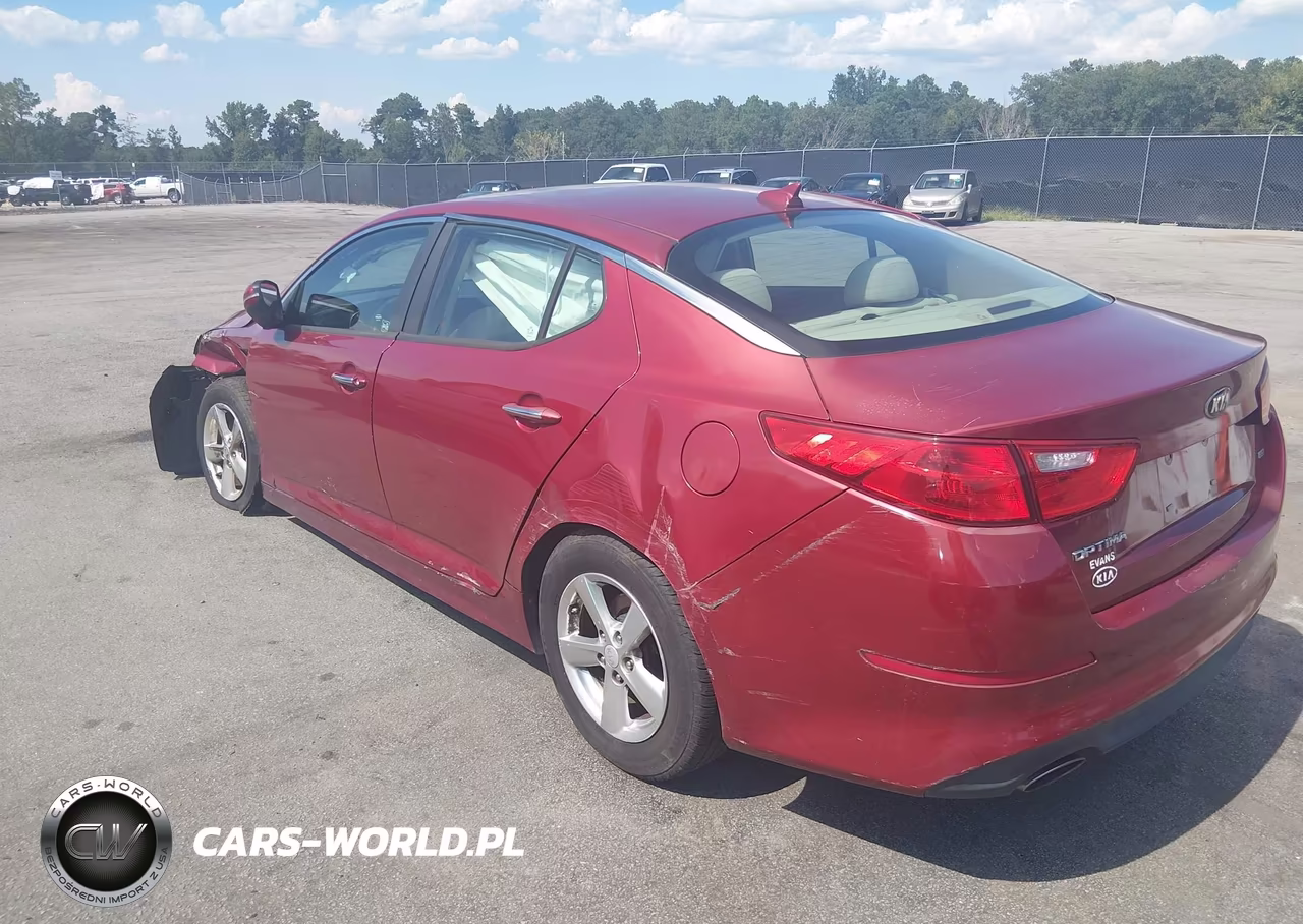2015 Kia Optima Lx VIN:5XXGM4A71FG510385 - 3