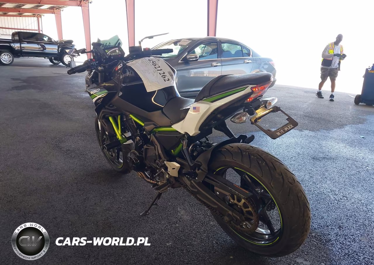 2022 Kawasaki Er650 L VIN:ML5EREL13NDA50806 - 3