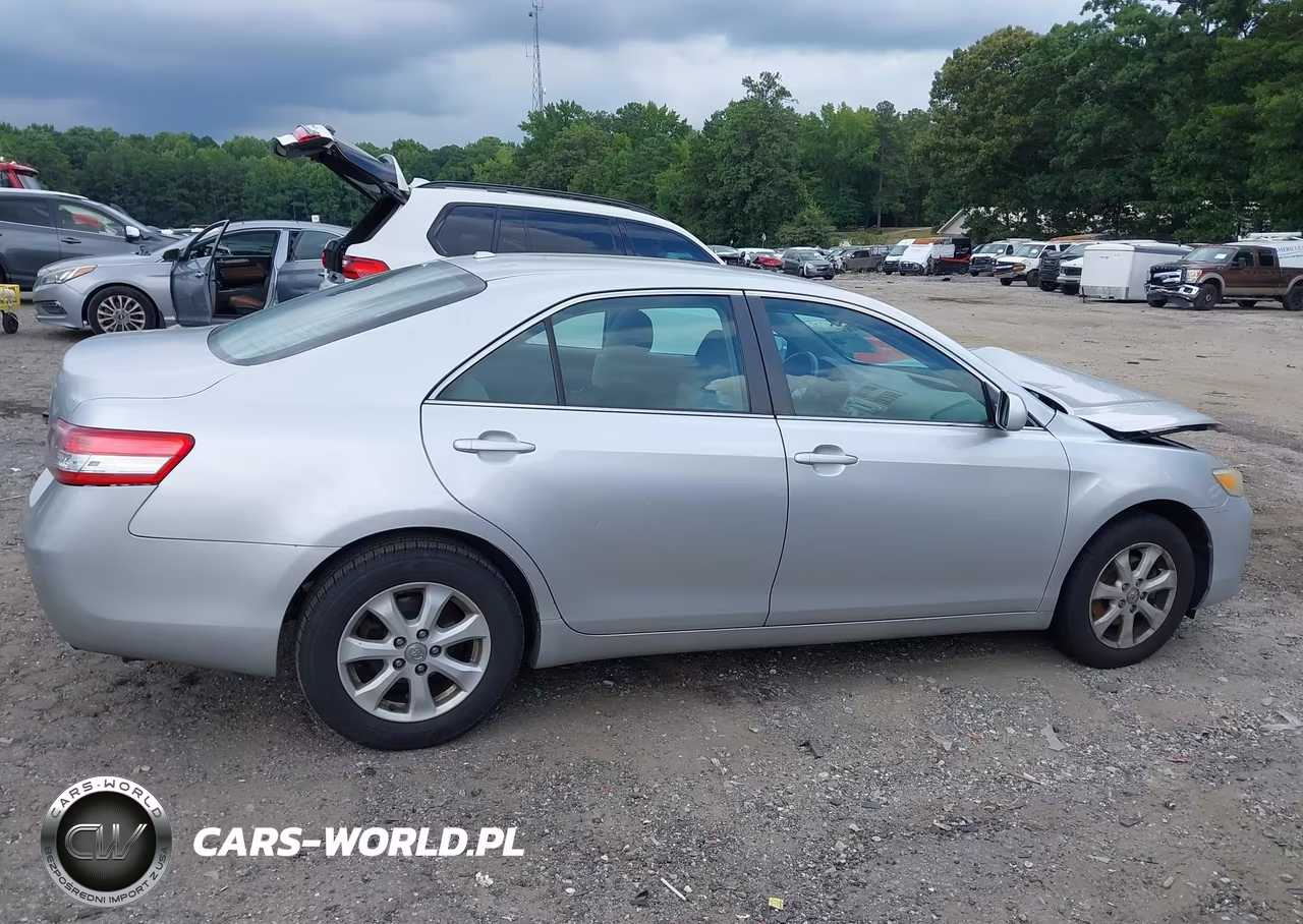 2011 Toyota Camry Le VIN:4T1BF3EKXBU658290 - 13