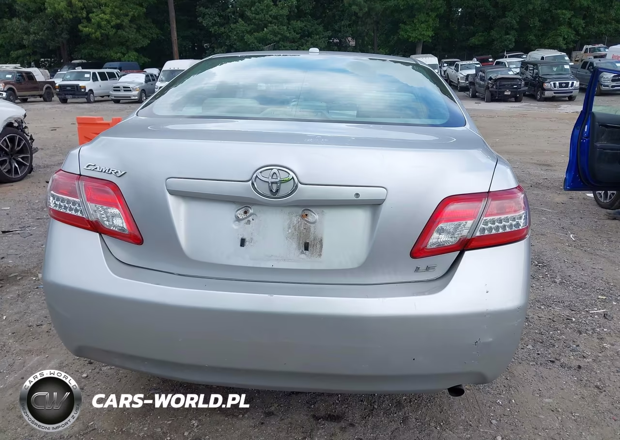 2011 Toyota Camry Le VIN:4T1BF3EKXBU658290 - 16