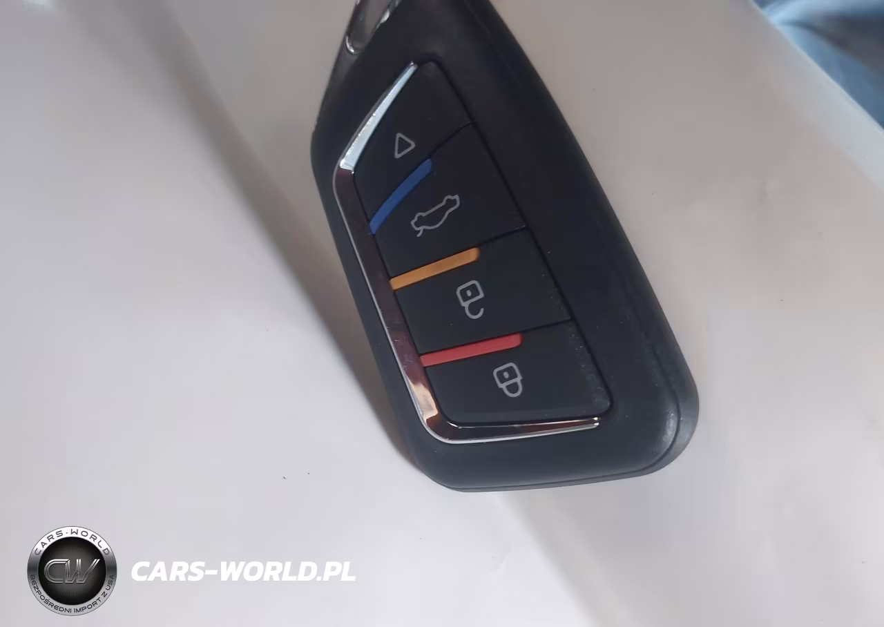 2020 Jeep Cherokee Limited 4X4 VIN:1C4PJMDX0LD531299 - 11