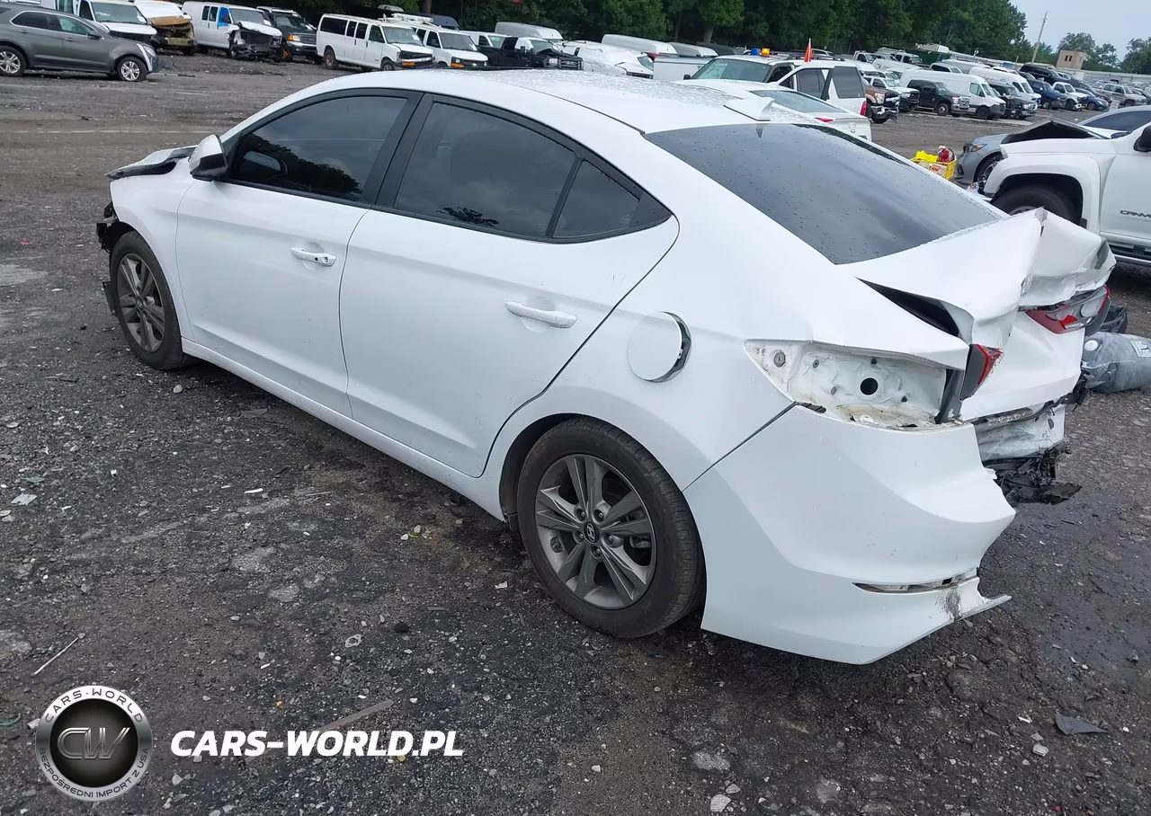 2018 Hyundai Elantra Value Edition VIN:5NPD84LF8JH310340 - 3