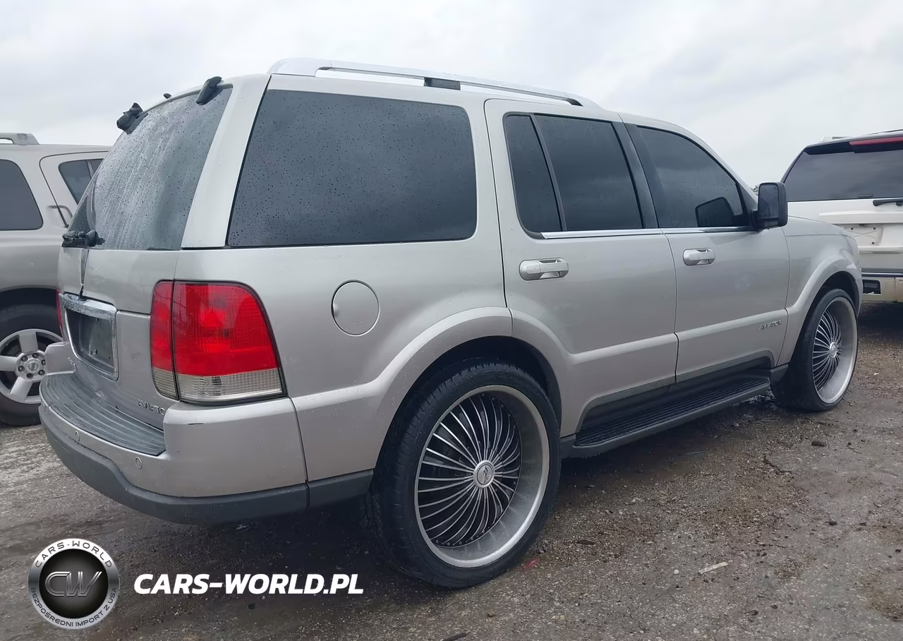 2004 Lincoln Aviator VIN:5LMEU88H34ZJ27032 - 4