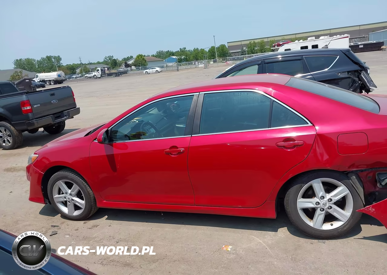 2012 Toyota Camry Se VIN:4T1BF1FK4CU604746 - 13