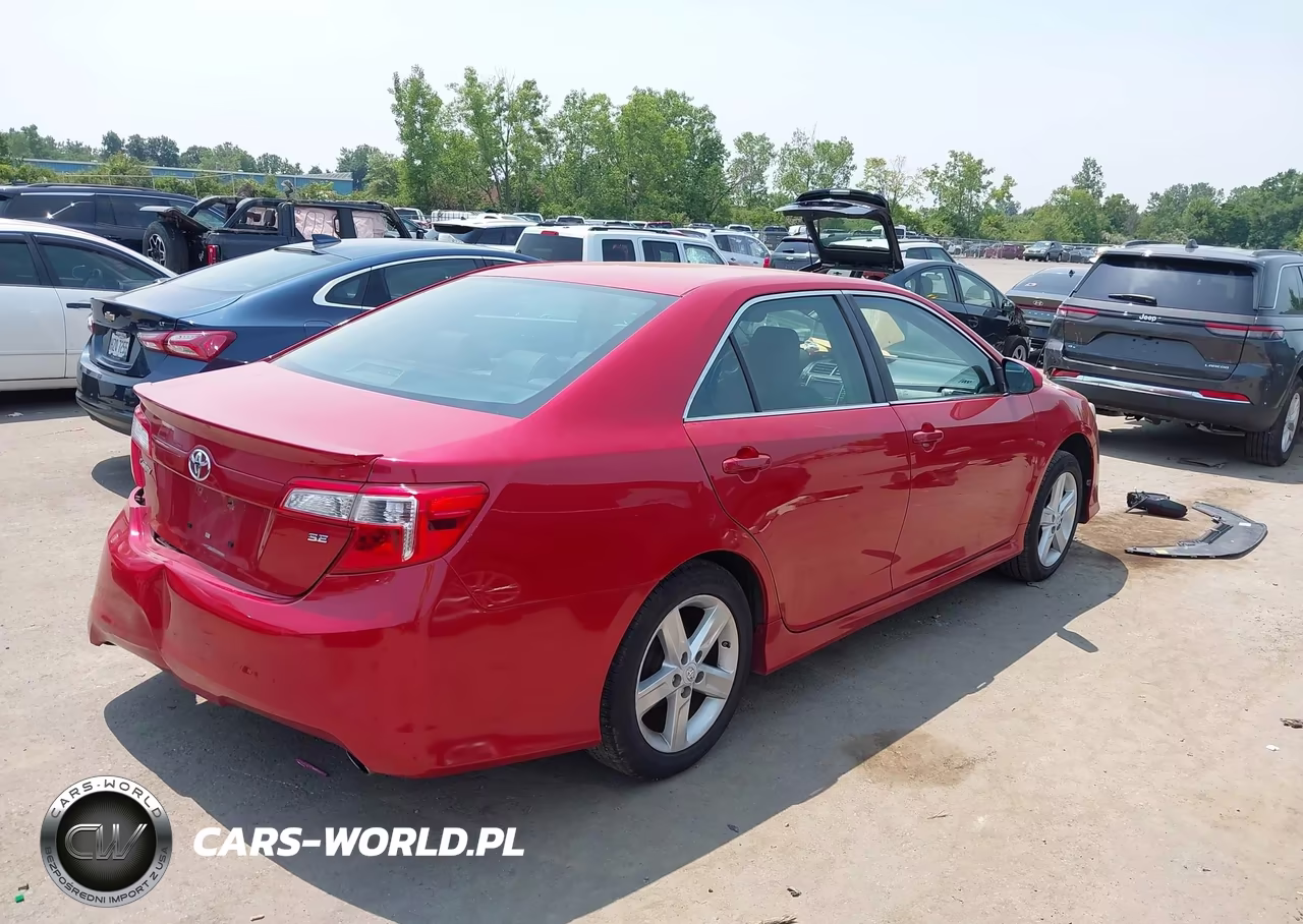 2012 Toyota Camry Se VIN:4T1BF1FK4CU604746 - 4