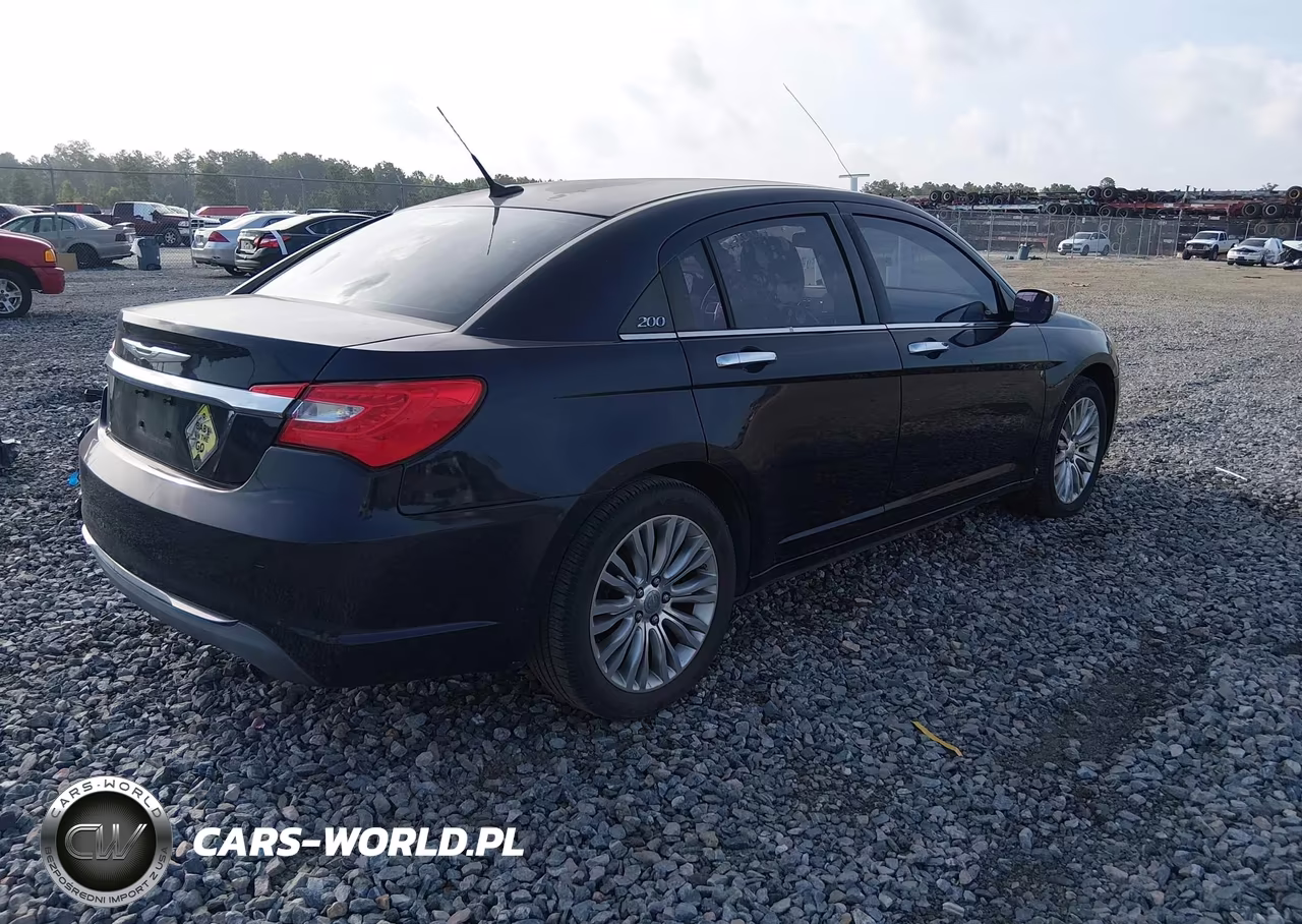2011 Chrysler 200 Limited VIN:1C3BC2FB1BN504877 - 4