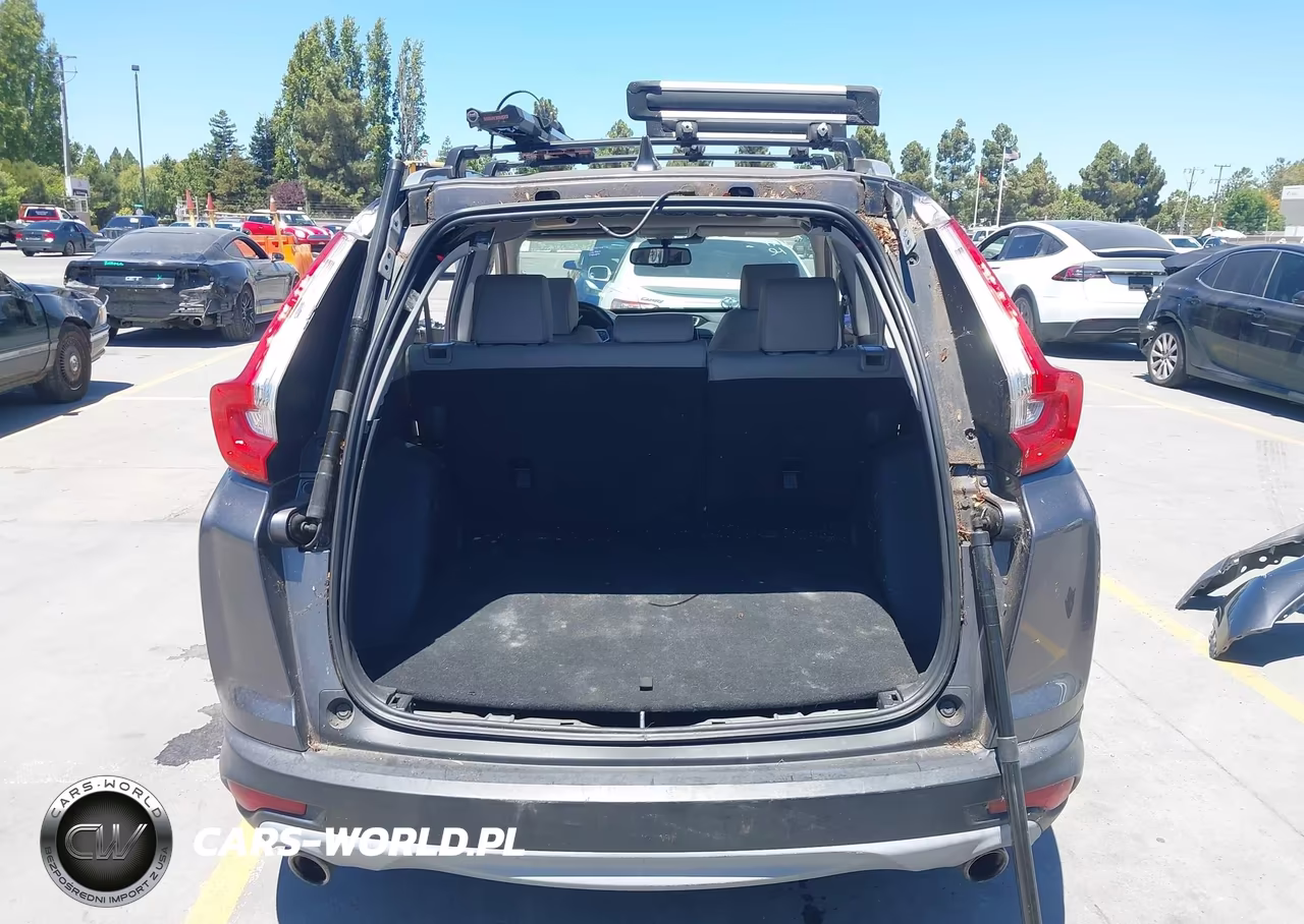 2018 Honda Cr-V Touring VIN:7FARW2H91JE097561 - 18