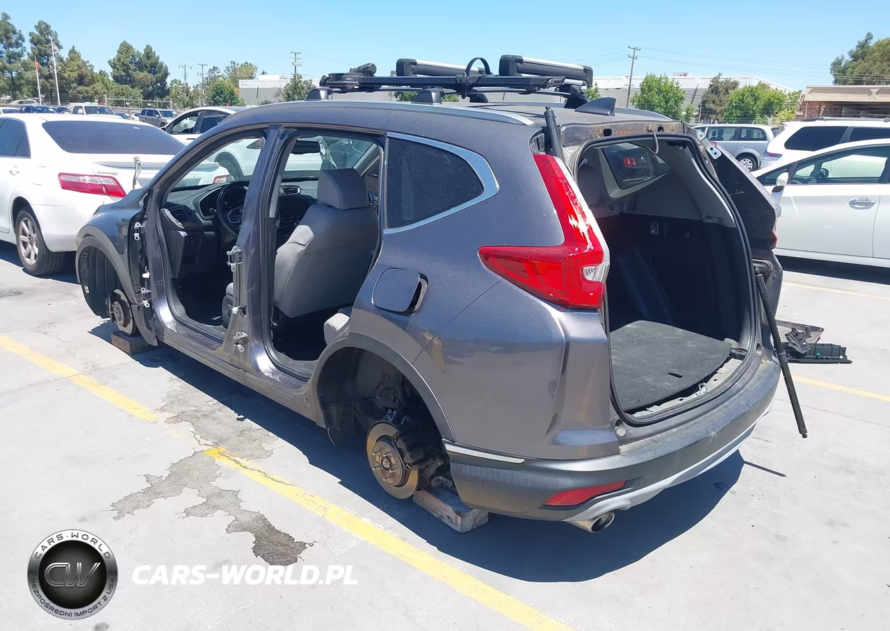 2018 Honda Cr-V Touring VIN:7FARW2H91JE097561 - 3