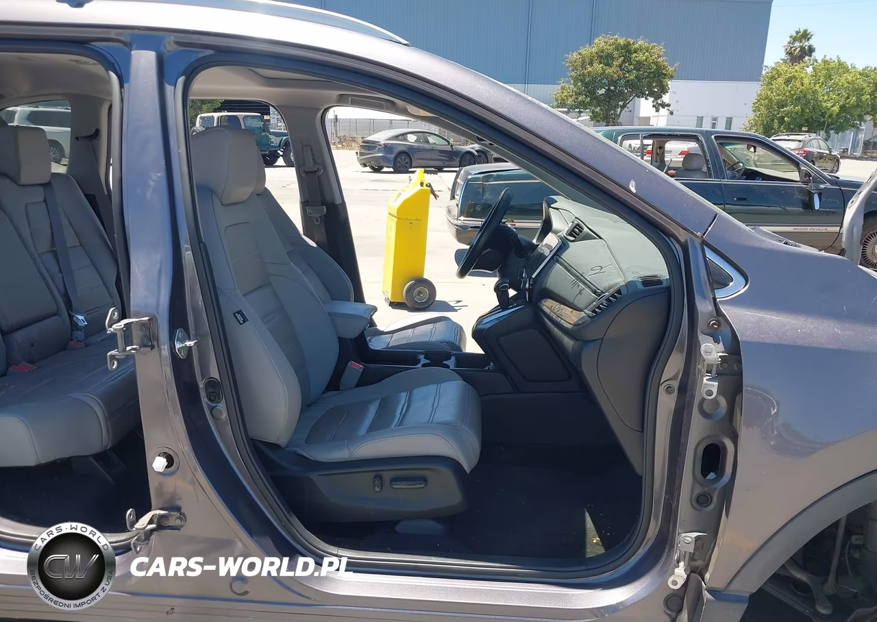 2018 Honda Cr-V Touring VIN:7FARW2H91JE097561 - 5