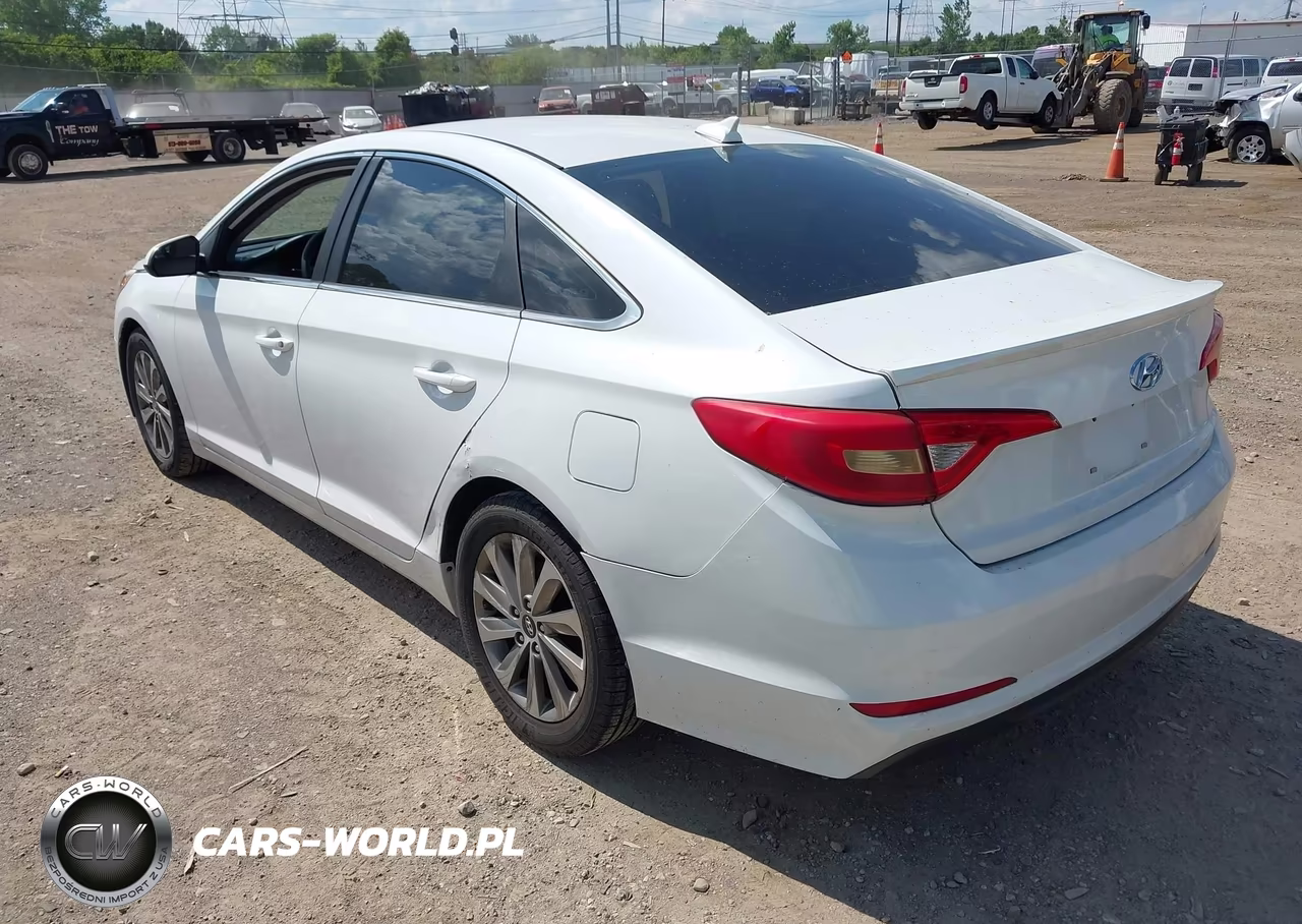 2015 Hyundai Sonata Se VIN:5NPE24AF6FH204811 - 3