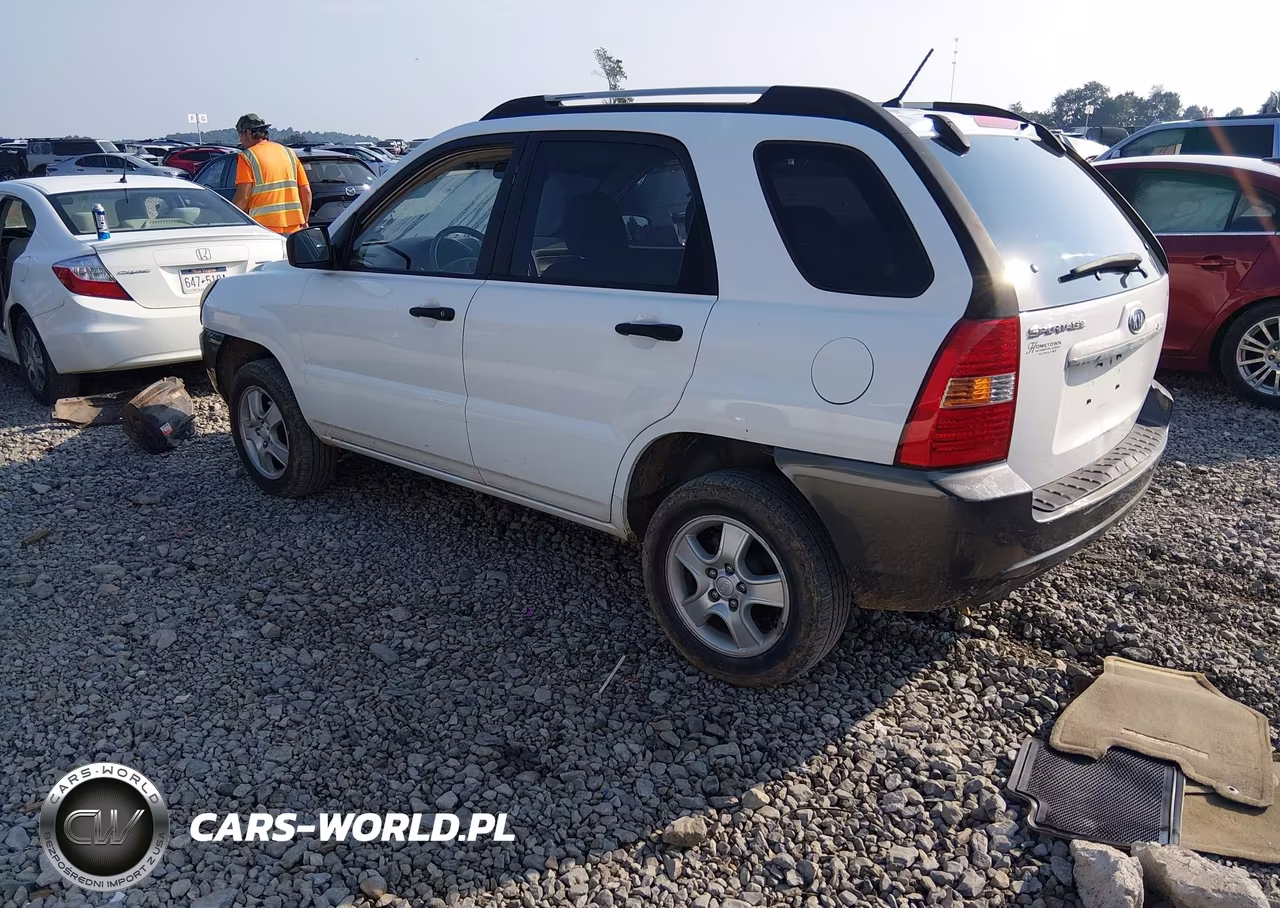 2007 Kia Sportage Lx VIN:KNDJF724X77311741 - 3