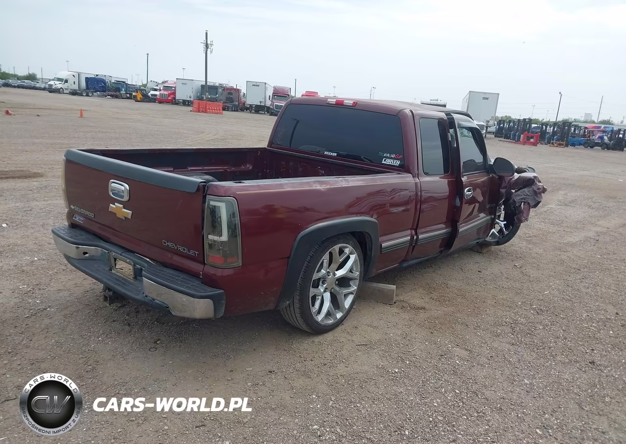 2000 Chevrolet Silverado 1500 Ls VIN:1GCEC19V1YZ359270 - 4