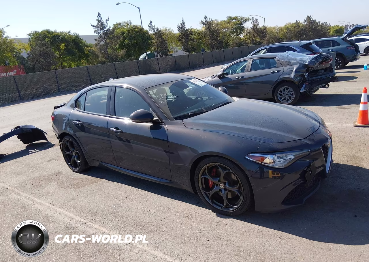 2019 Alfa Romeo Giulia Ti Sport Rwd