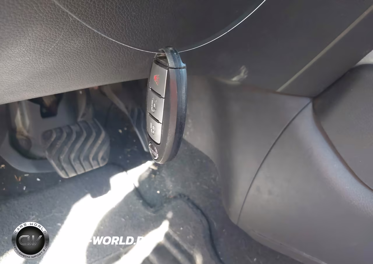 2015 Nissan Rogue Sv VIN:5N1AT2MK7FC884637 - 11