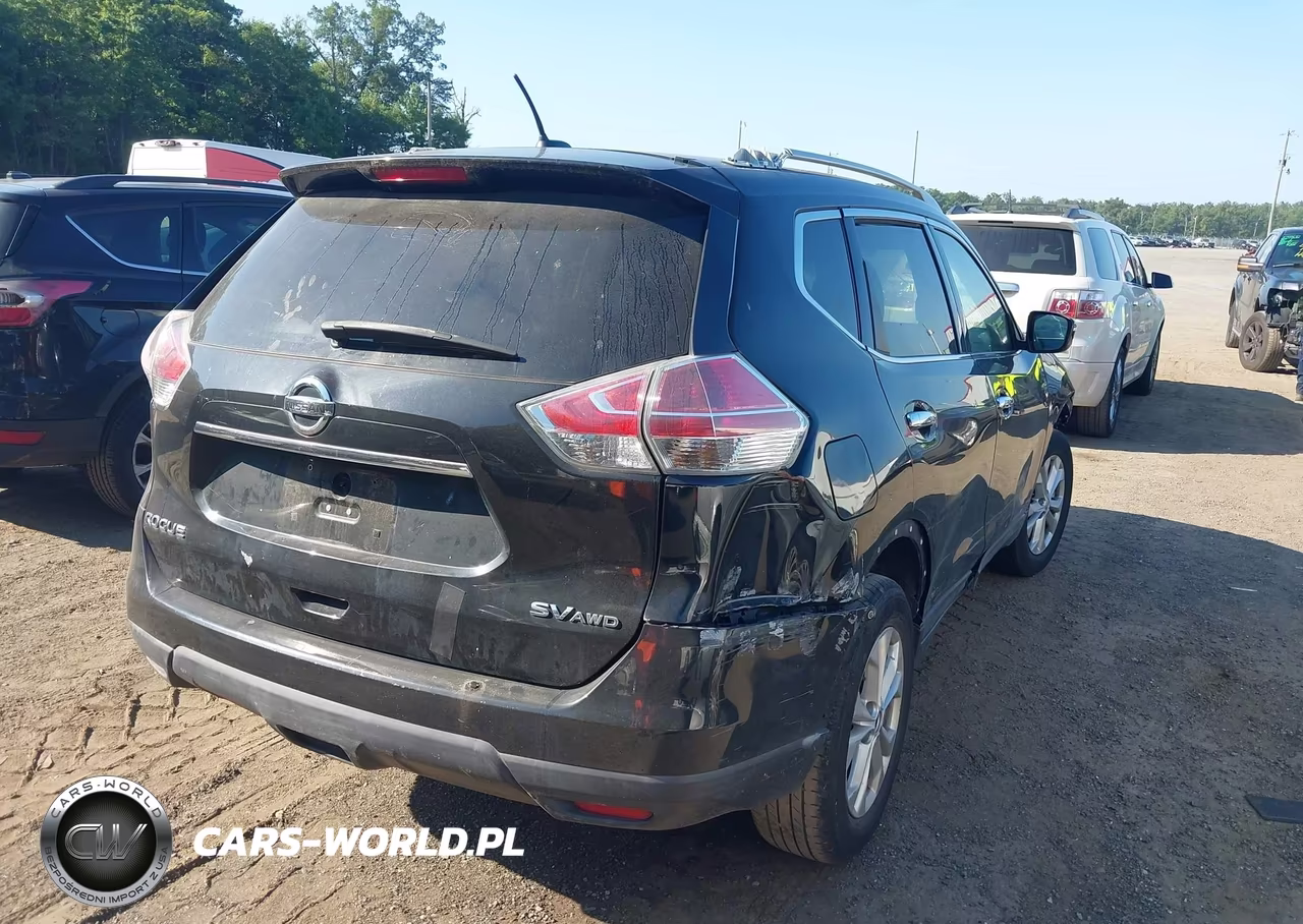 2015 Nissan Rogue Sv VIN:5N1AT2MK7FC884637 - 4