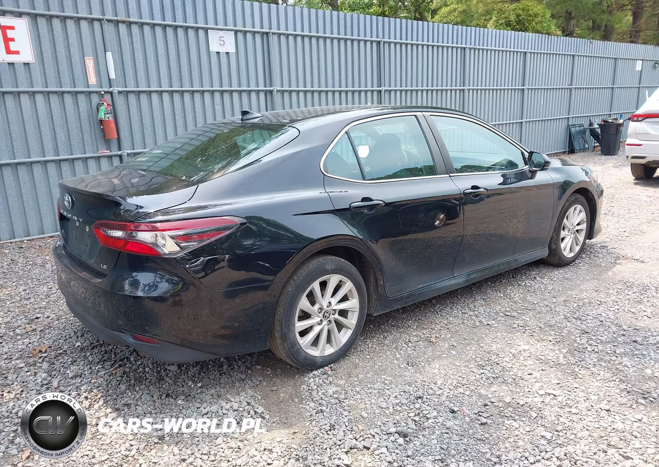 2021 Toyota Camry Le VIN:4T1C11AK1MU454719 - 4