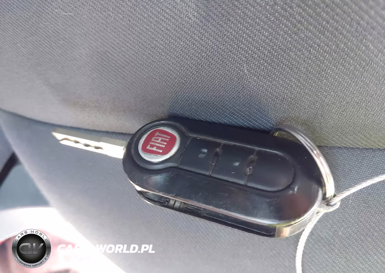 2013 Fiat 500 Pop VIN:3C3CFFAR2DT628683 - 11