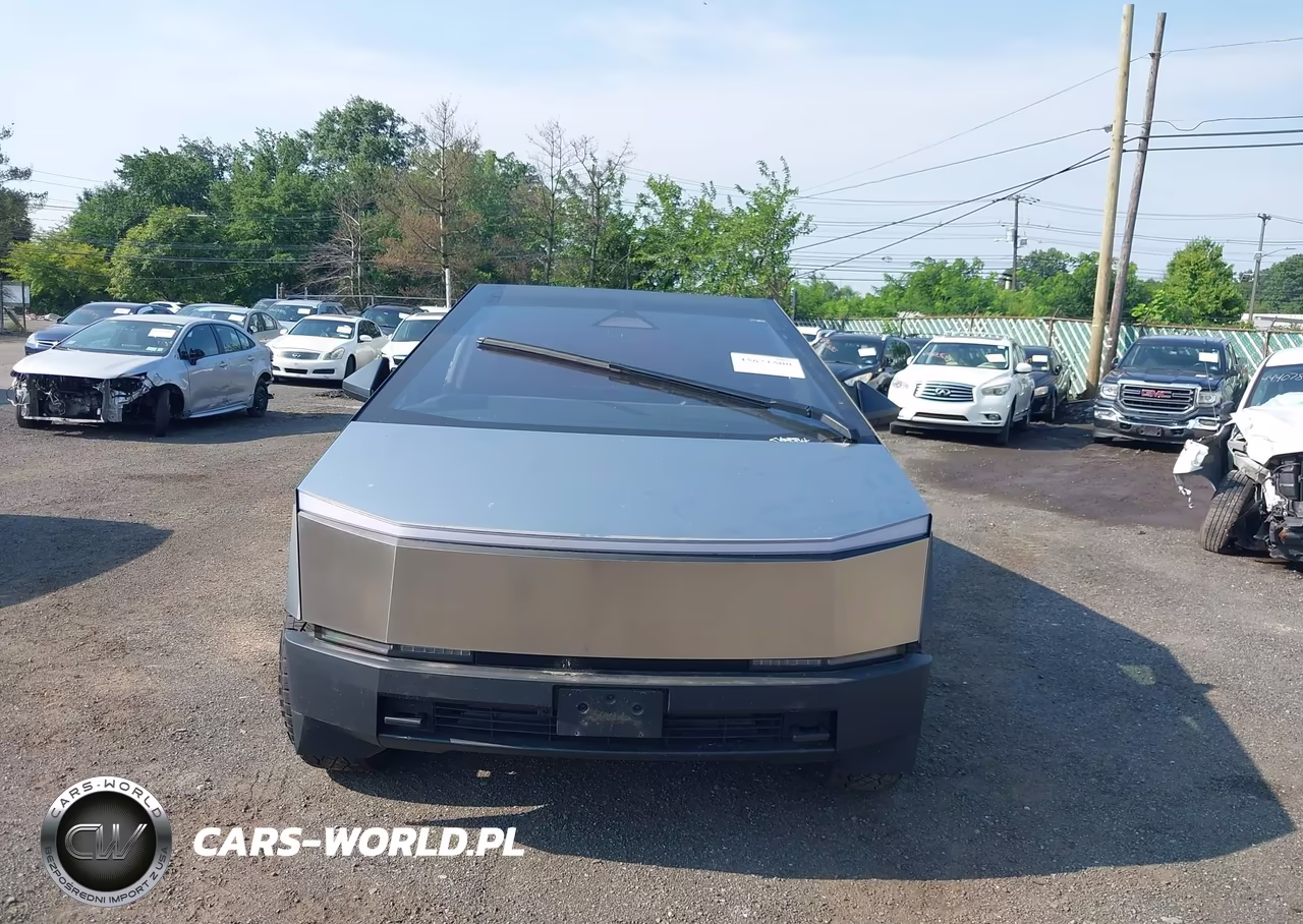 2024 Tesla Cybertruck Cyberbeast VIN:7G2CEHEE9RA031421 - 10