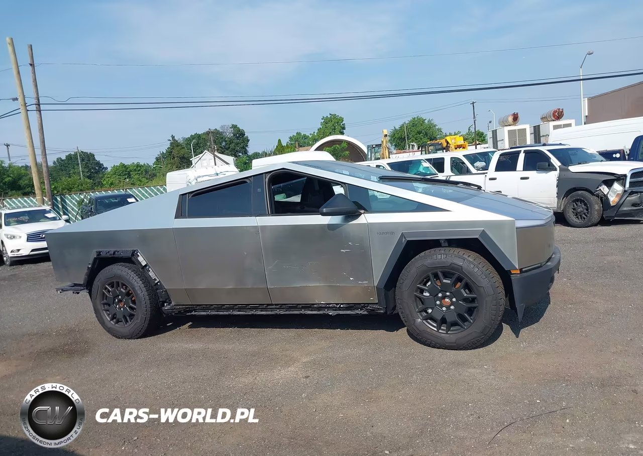 2024 Tesla Cybertruck Cyberbeast VIN:7G2CEHEE9RA031421 - 12