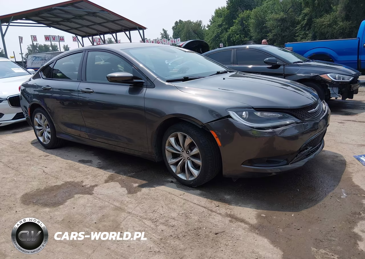 2015 Chrysler 200 S