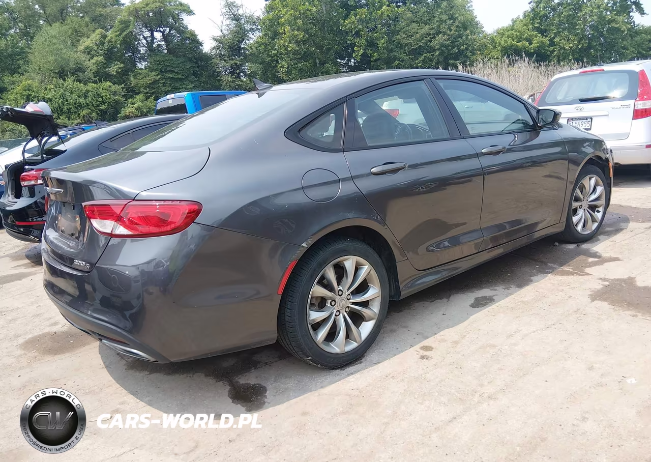 2015 Chrysler 200 S VIN:1C3CCCBG6FN706664 - 4