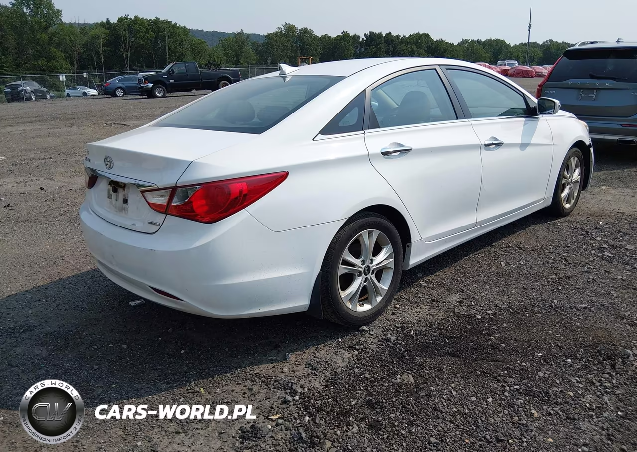 2013 Hyundai Sonata Limited VIN:5NPEC4AC9DH703361 - 4
