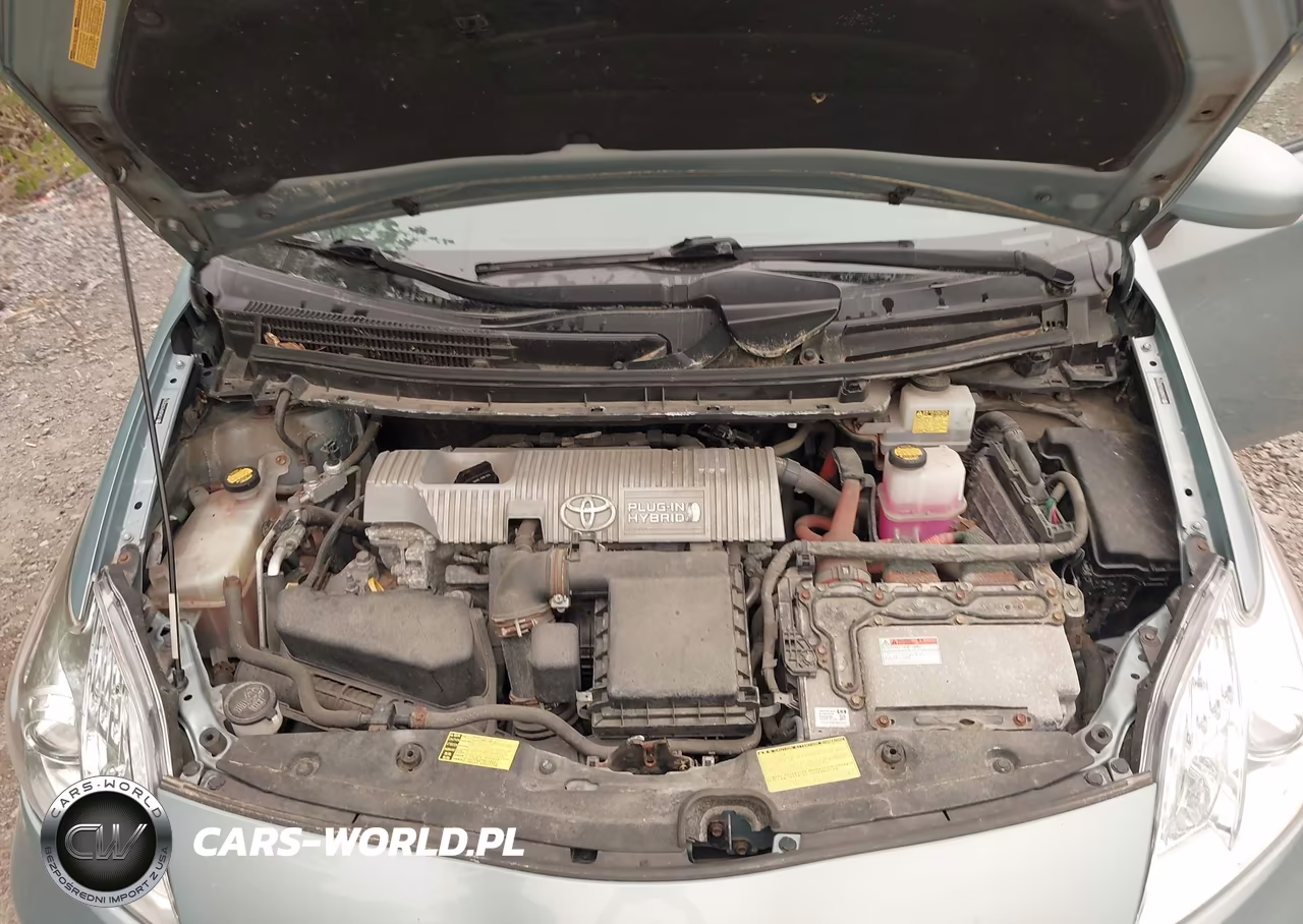 2012 Toyota Prius Plug-In VIN:JTDKN3DP6C3002096 - 10