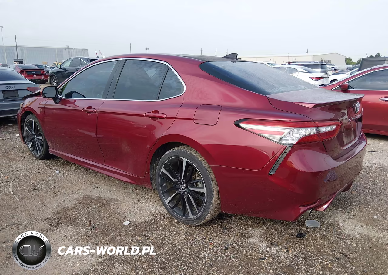 2018 Toyota Camry Xse V6 VIN:4T1BZ1HK4JU500775 - 3