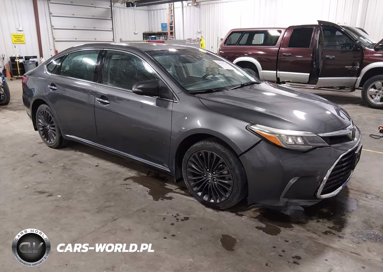 2018 Toyota Avalon Touring