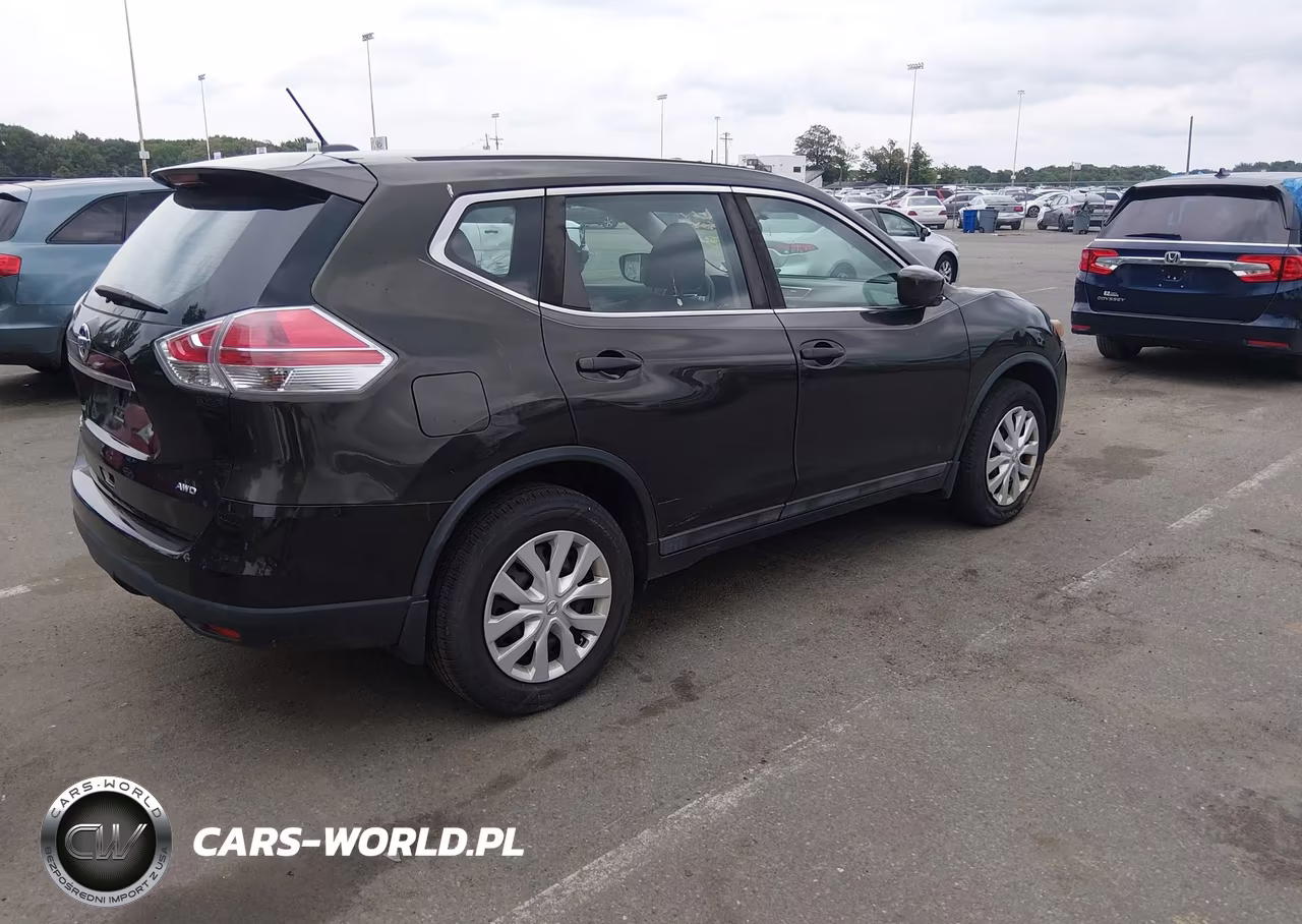 2016 Nissan Rogue S VIN:5N1AT2MV6GC828233 - 4