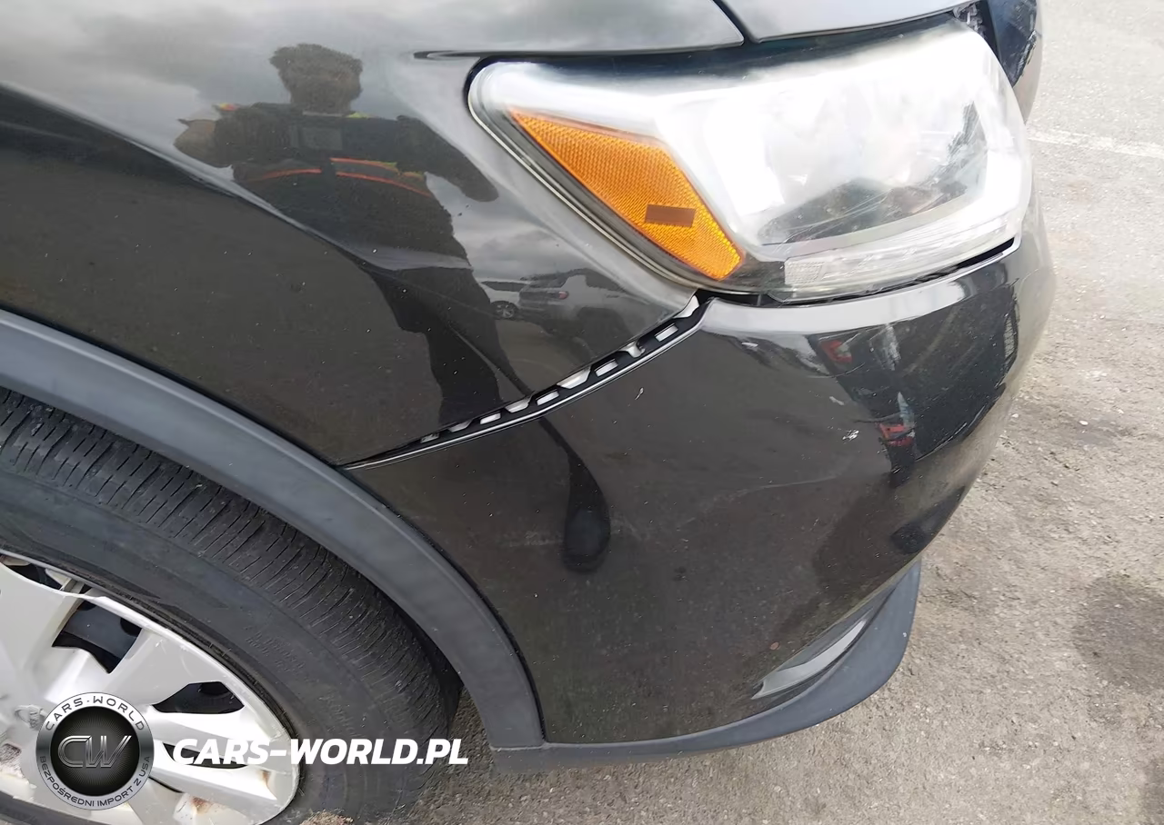 2016 Nissan Rogue S VIN:5N1AT2MV6GC828233 - 6