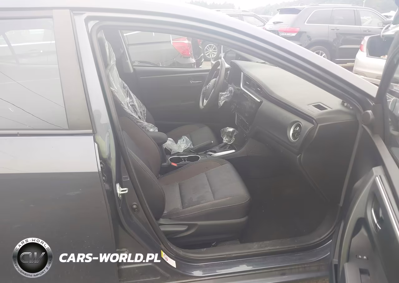 2018 Toyota Corolla Le VIN:2T1BURHE2JC037883 - 5