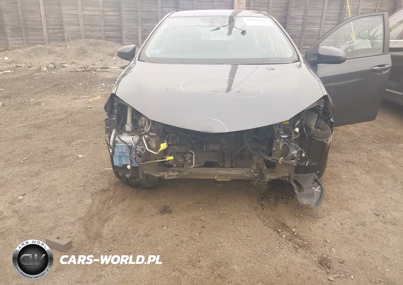 2018 Toyota Corolla Le VIN:2T1BURHE2JC037883 - 6