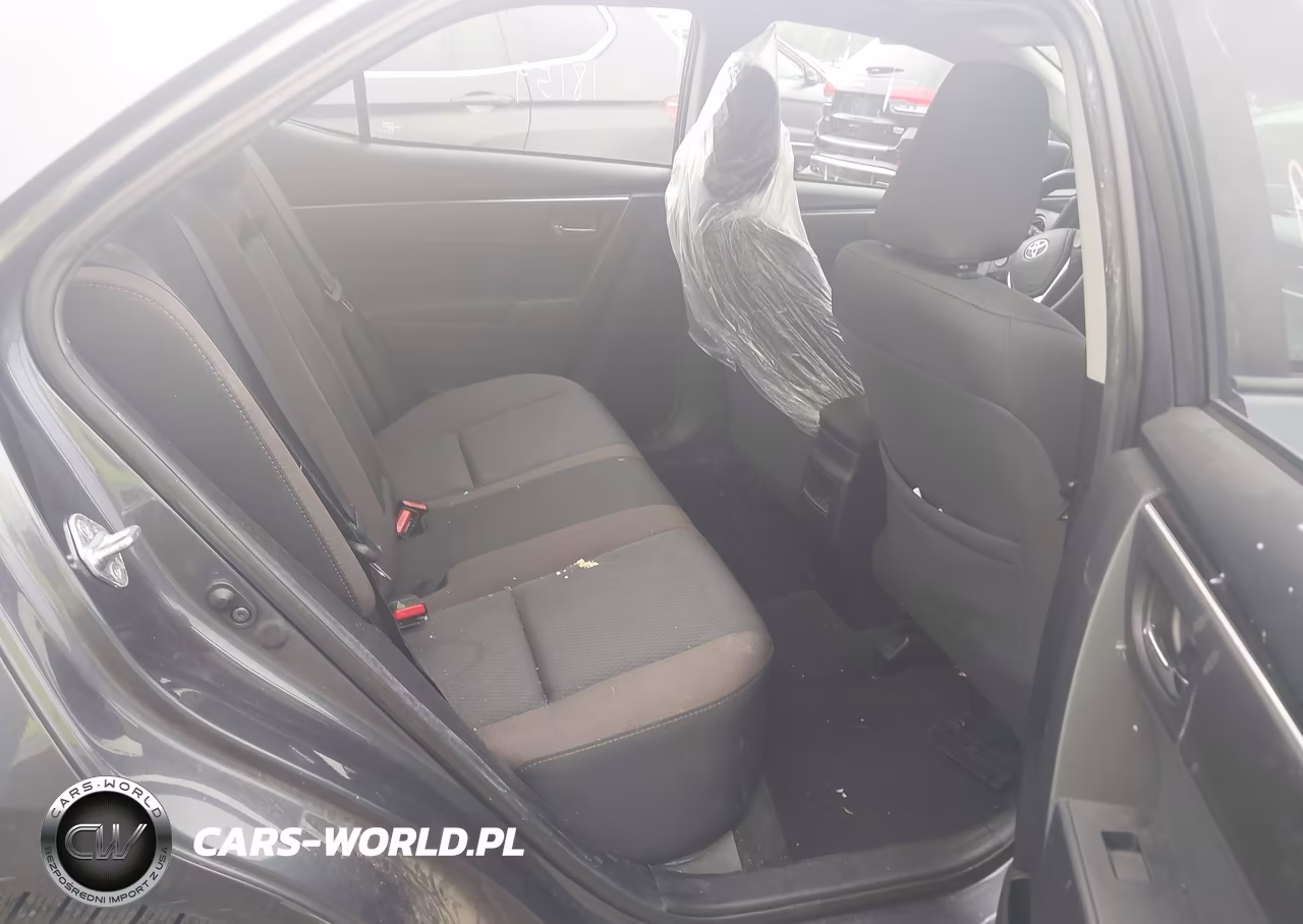 2018 Toyota Corolla Le VIN:2T1BURHE2JC037883 - 8