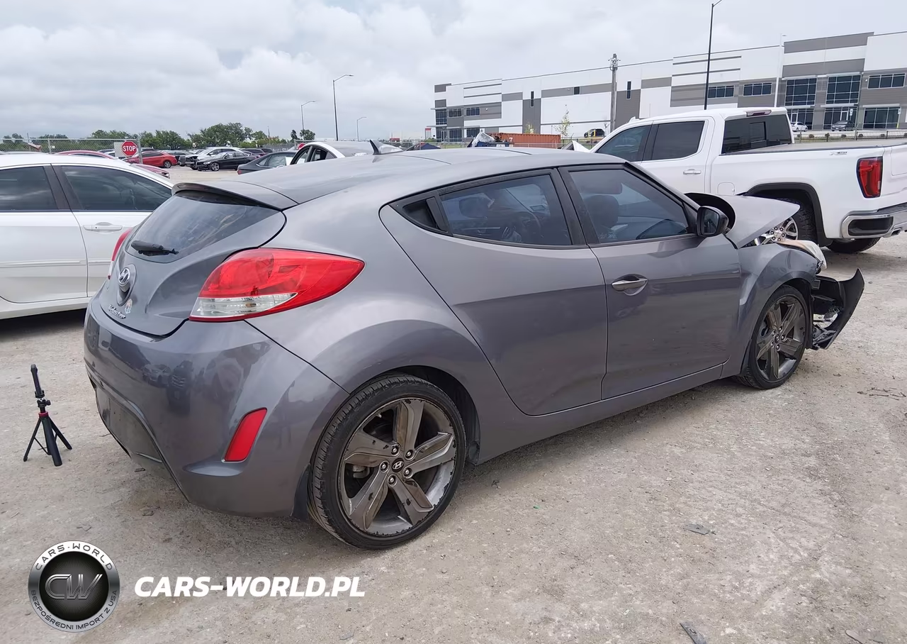 2012 Hyundai Veloster Base W-Black VIN:KMHTC6AD9CU047626 - 4