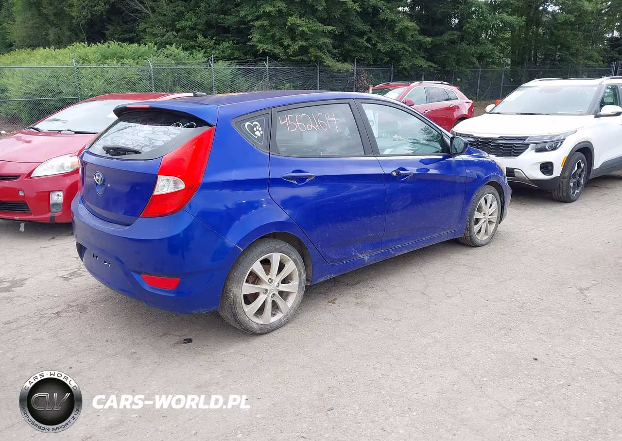 2012 Hyundai Accent Se VIN:KMHCU5AE5CU027244 - 4