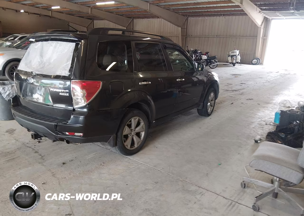 2010 Subaru Forester 2.5X Premium VIN:JF2SH6CC3AH733559 - 4