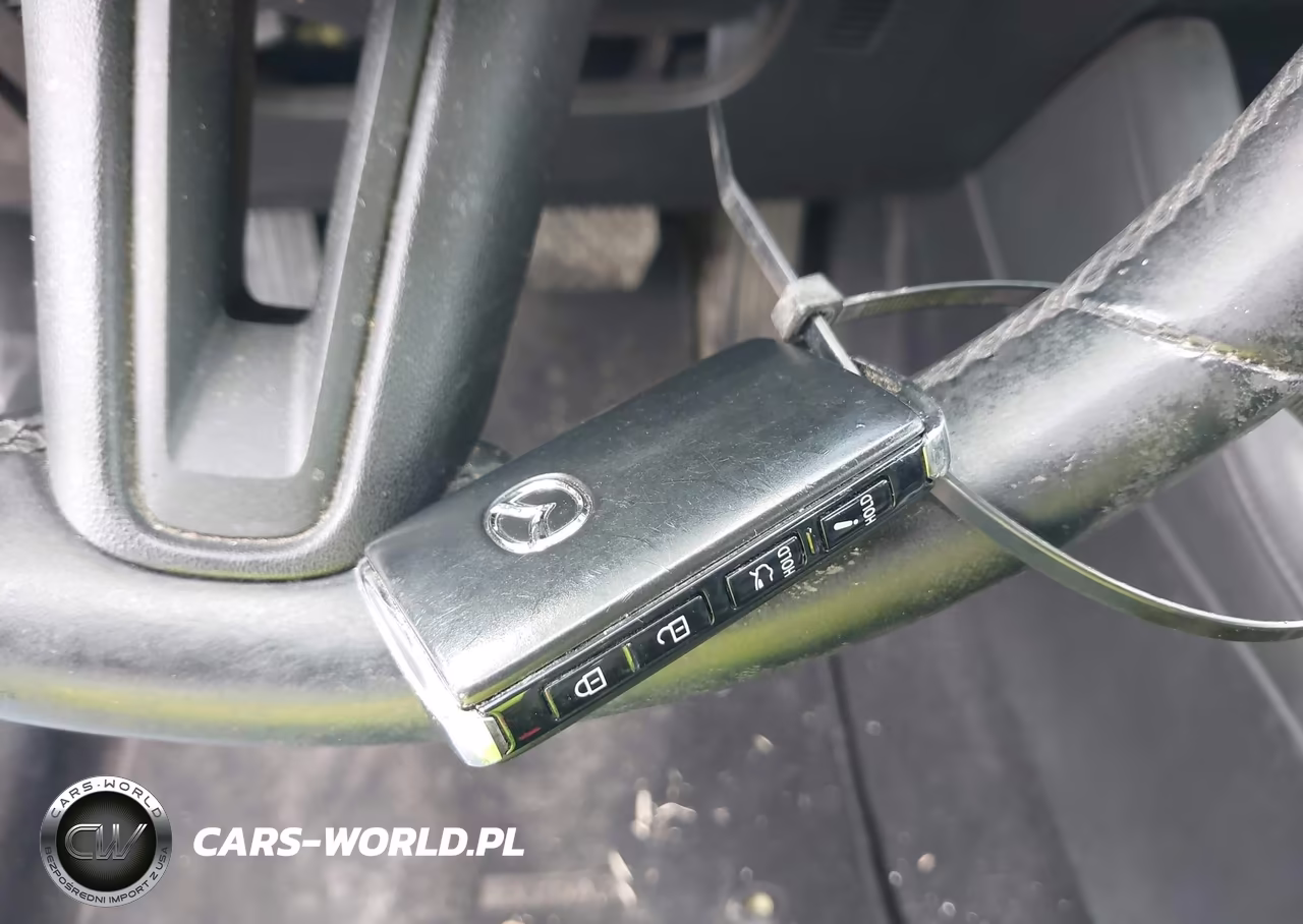 2020 Mazda Mazda3 Select Package VIN:JM1BPACL1L1173573 - 11