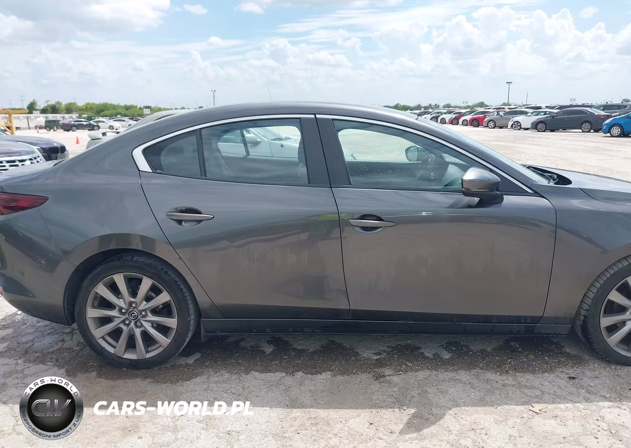 2020 Mazda Mazda3 Select Package VIN:JM1BPACL1L1173573 - 13