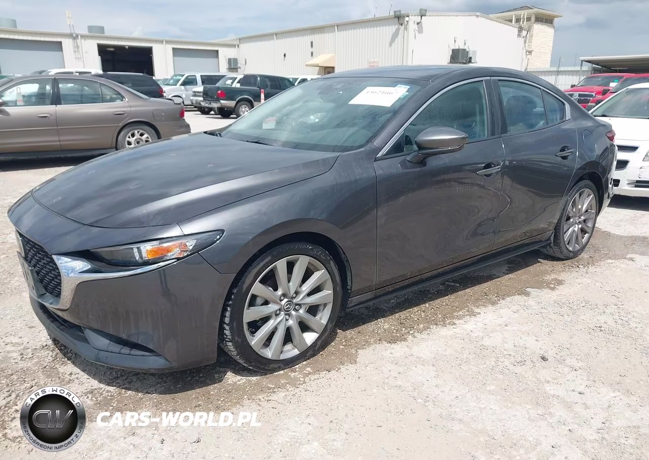 2020 Mazda Mazda3 Select Package VIN:JM1BPACL1L1173573 - 2