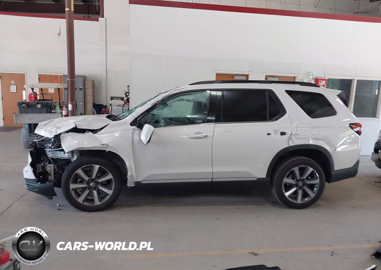 2025 Honda Pilot Elite VIN:5FNYG1H81SB158513 - 14
