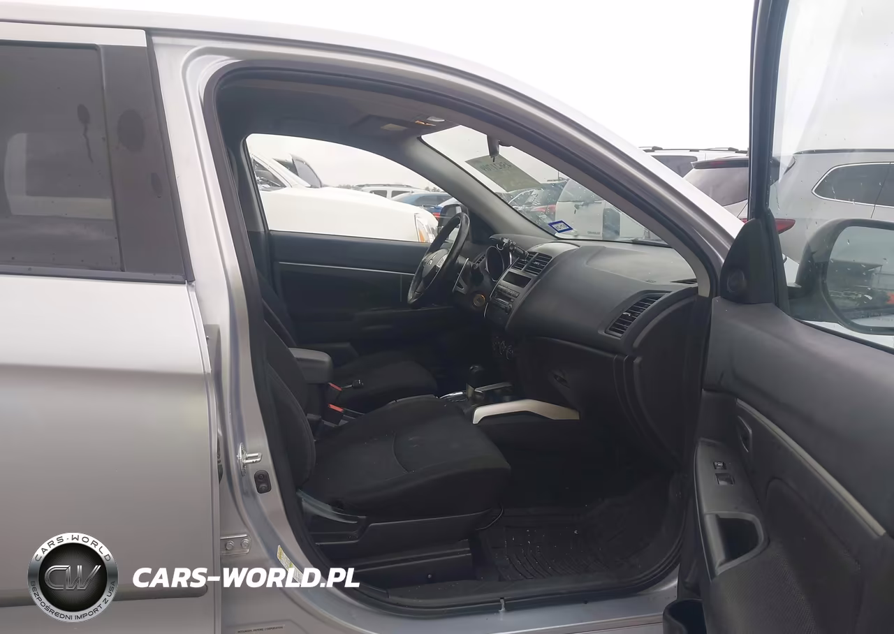 2012 Mitsubishi Outlander Sport Es VIN:JA4AP3AU7CZ001305 - 5