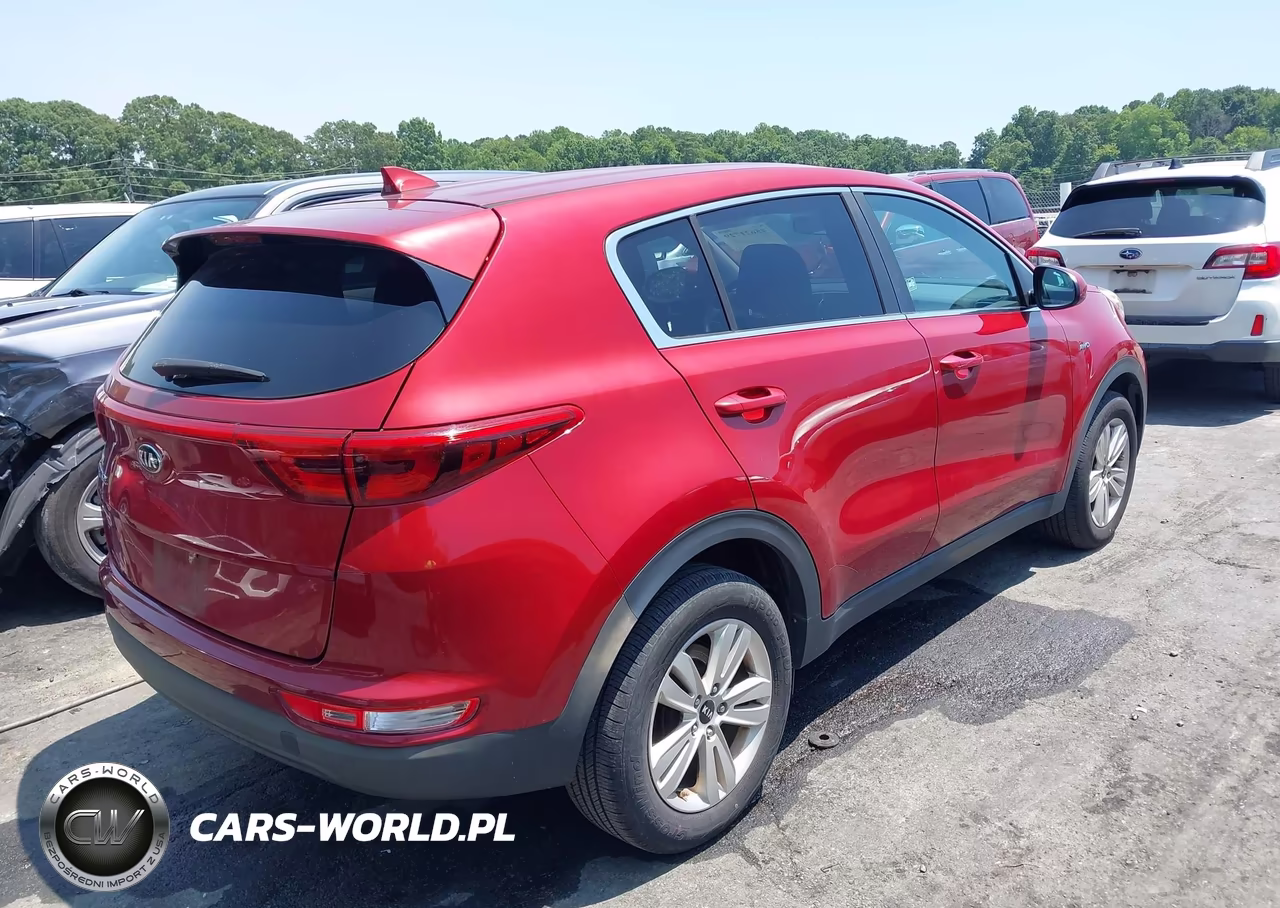 2018 Kia Sportage Lx VIN:KNDPMCAC9J7303753 - 4